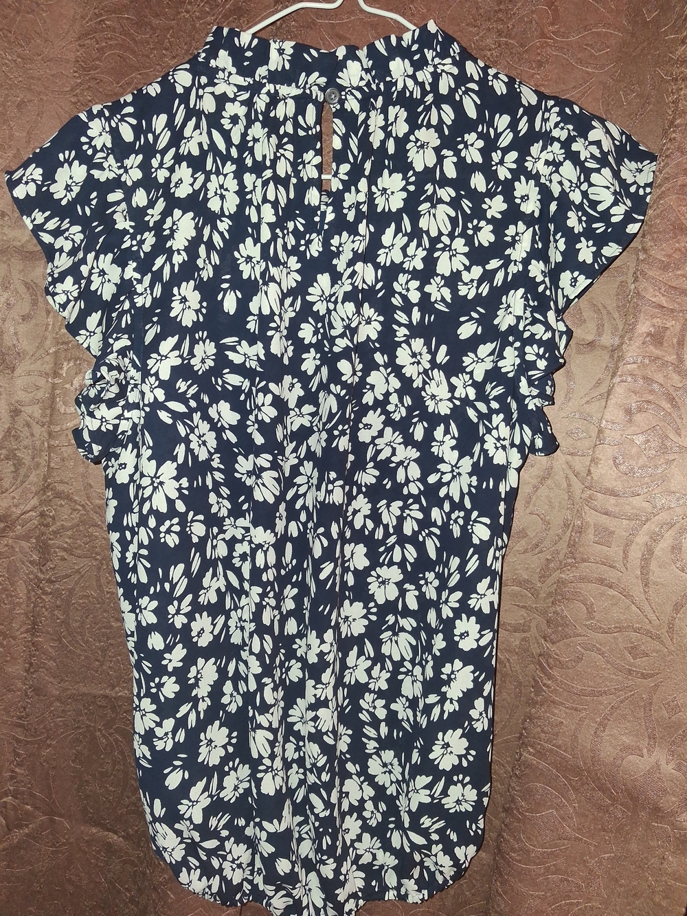 LOFT Navy and White Floral Flutter Sleeve Top